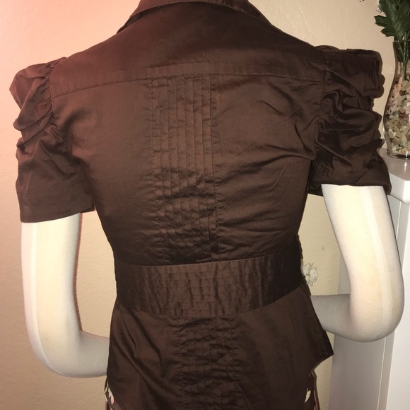 Bebe Chocolate Ruffle Blouse w/Puff Sleeves - Picture 6 of 8